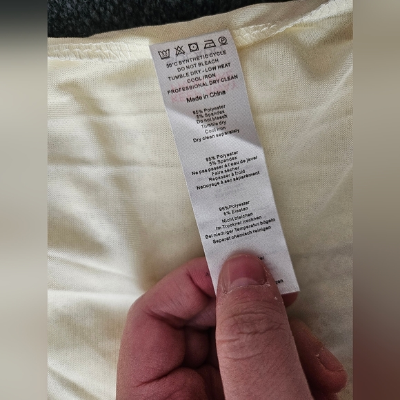 NEVER WORE Ruffle Trim Lace Up Asymmetrical Hem whole set - Picture 4 of 8